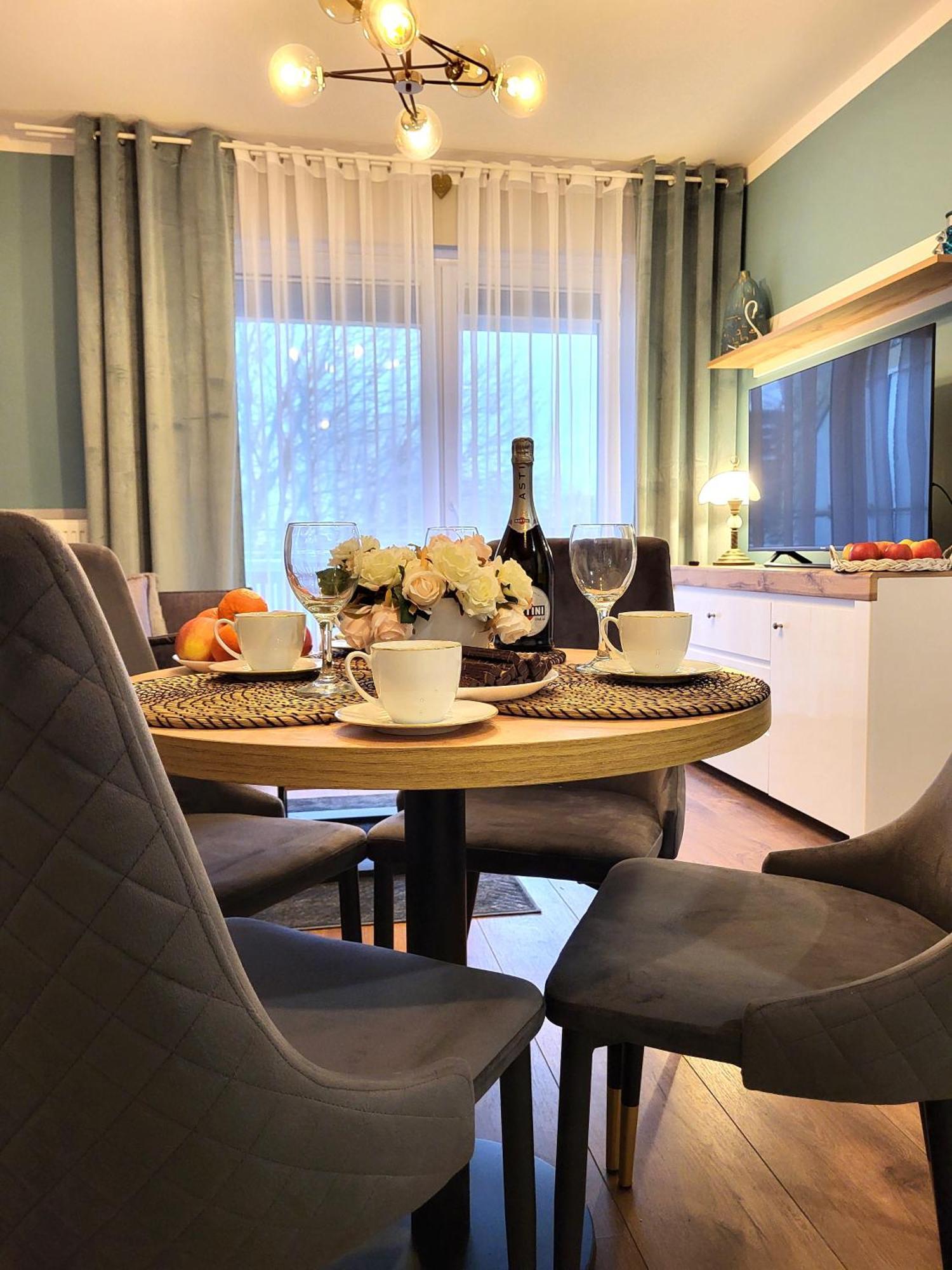 Apartment Miodowy Dom Exspanse 2 Lub 3 Z Tarasem I Parkingiem
